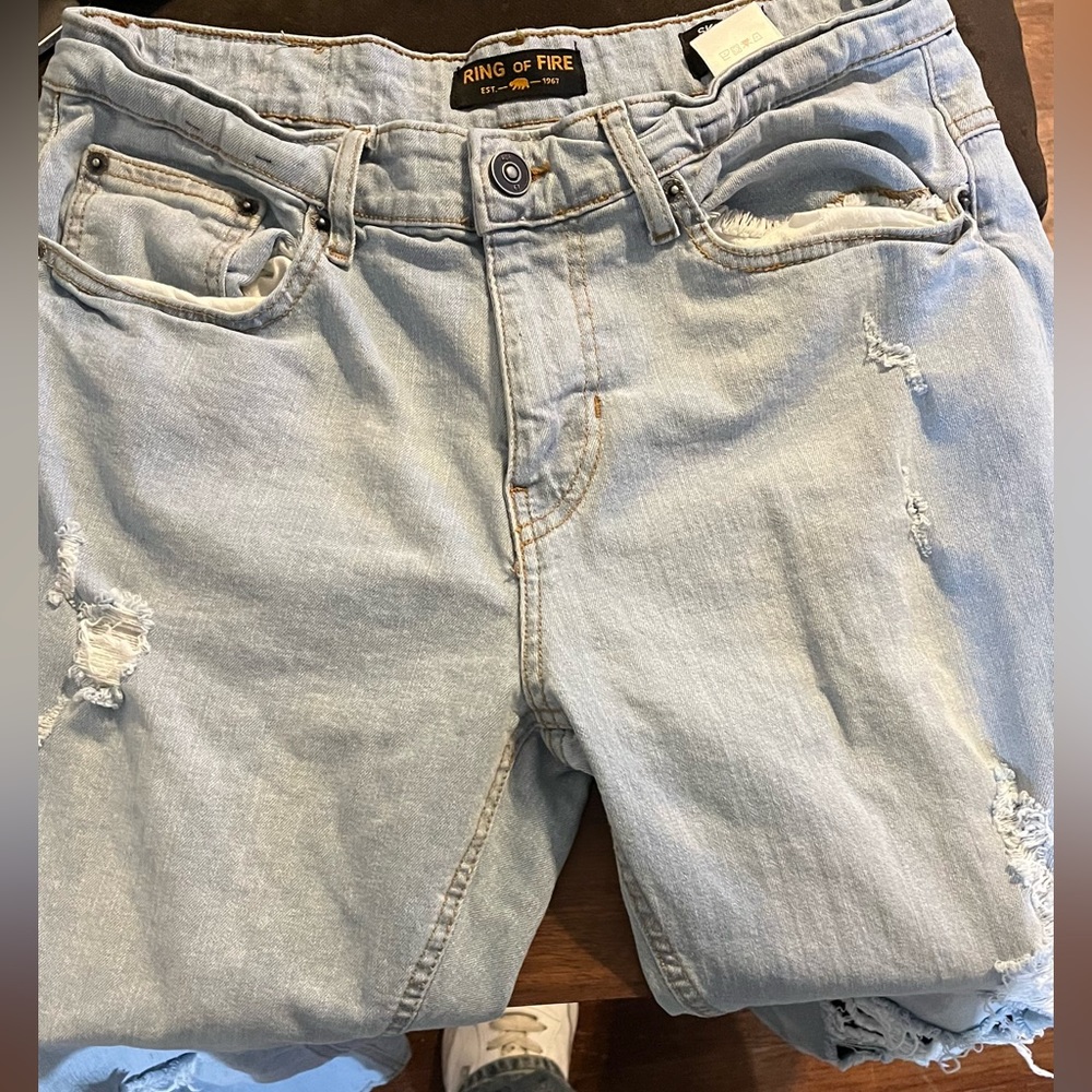 New Ripped Jeans - Picture 3 of 6